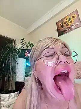 SusieNoreen on StripChat 