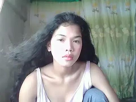 Sweetestsiner on StripChat 