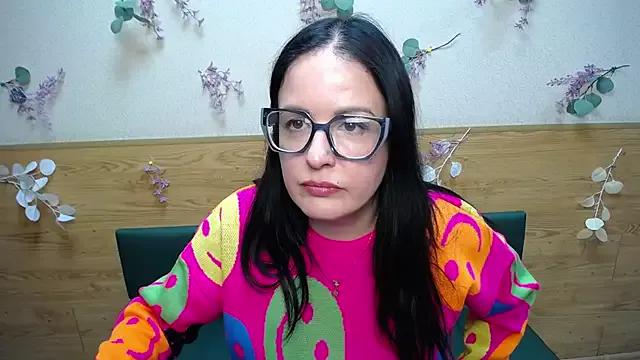 TayaBoret on StripChat 