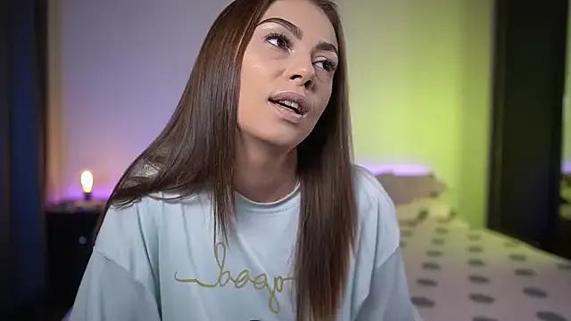 TiffanyPierce on StripChat 