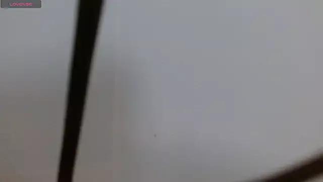 tinisweet on StripChat 