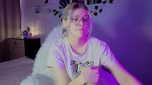 toffee44ka on StripChat
