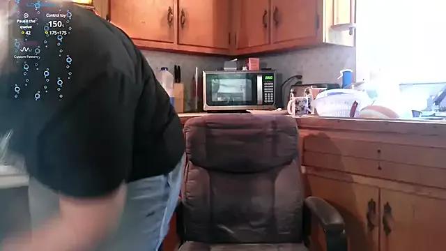 TurtleLady420 on StripChat 