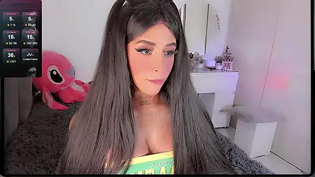 urcuttiegirl on StripChat 