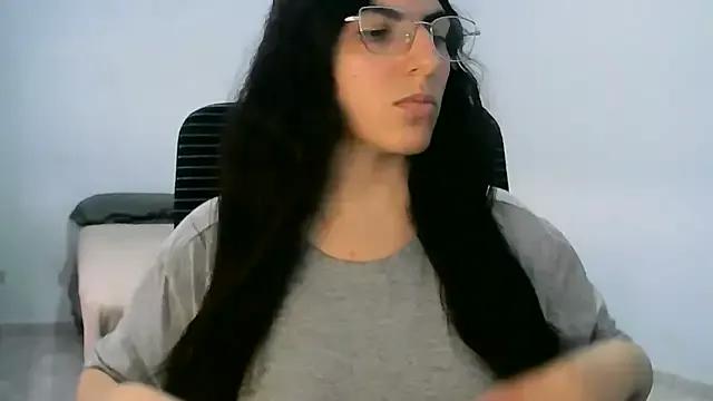 vamari2025 on StripChat 